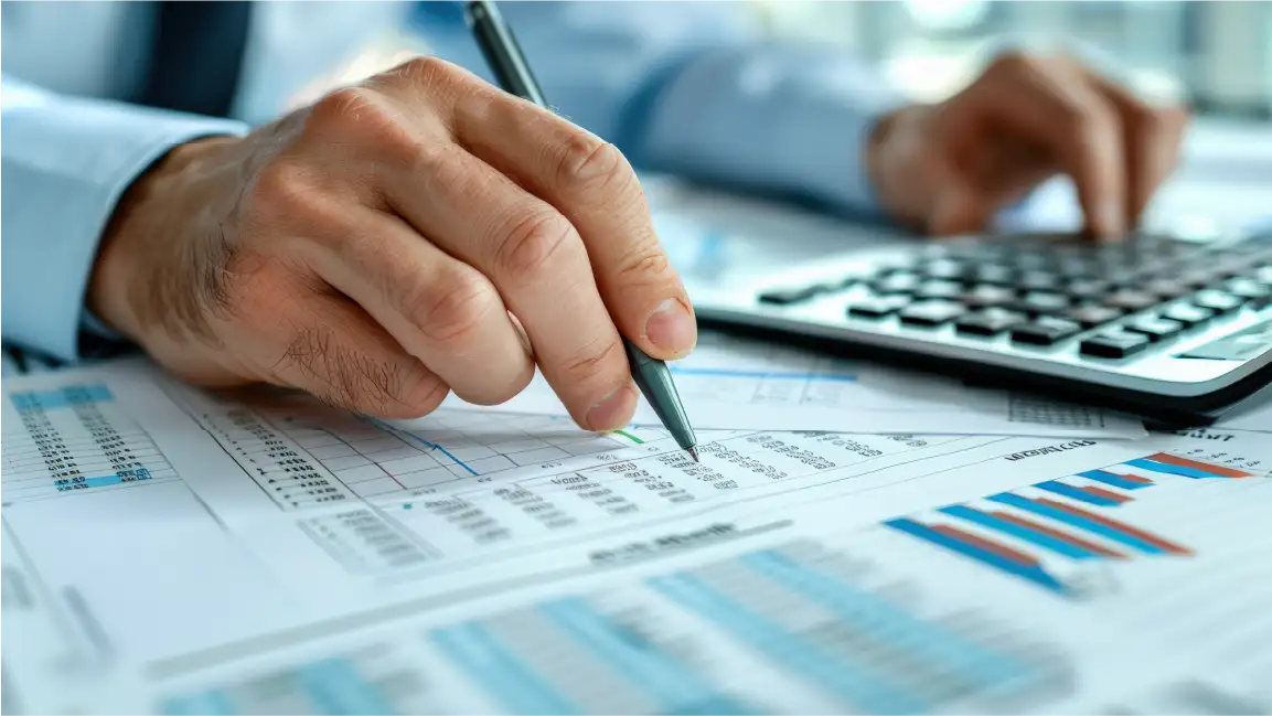 Image-Pulls-For-Web-Launch_Masters-in-Accounting-Versus-an-MBA-in-Finance